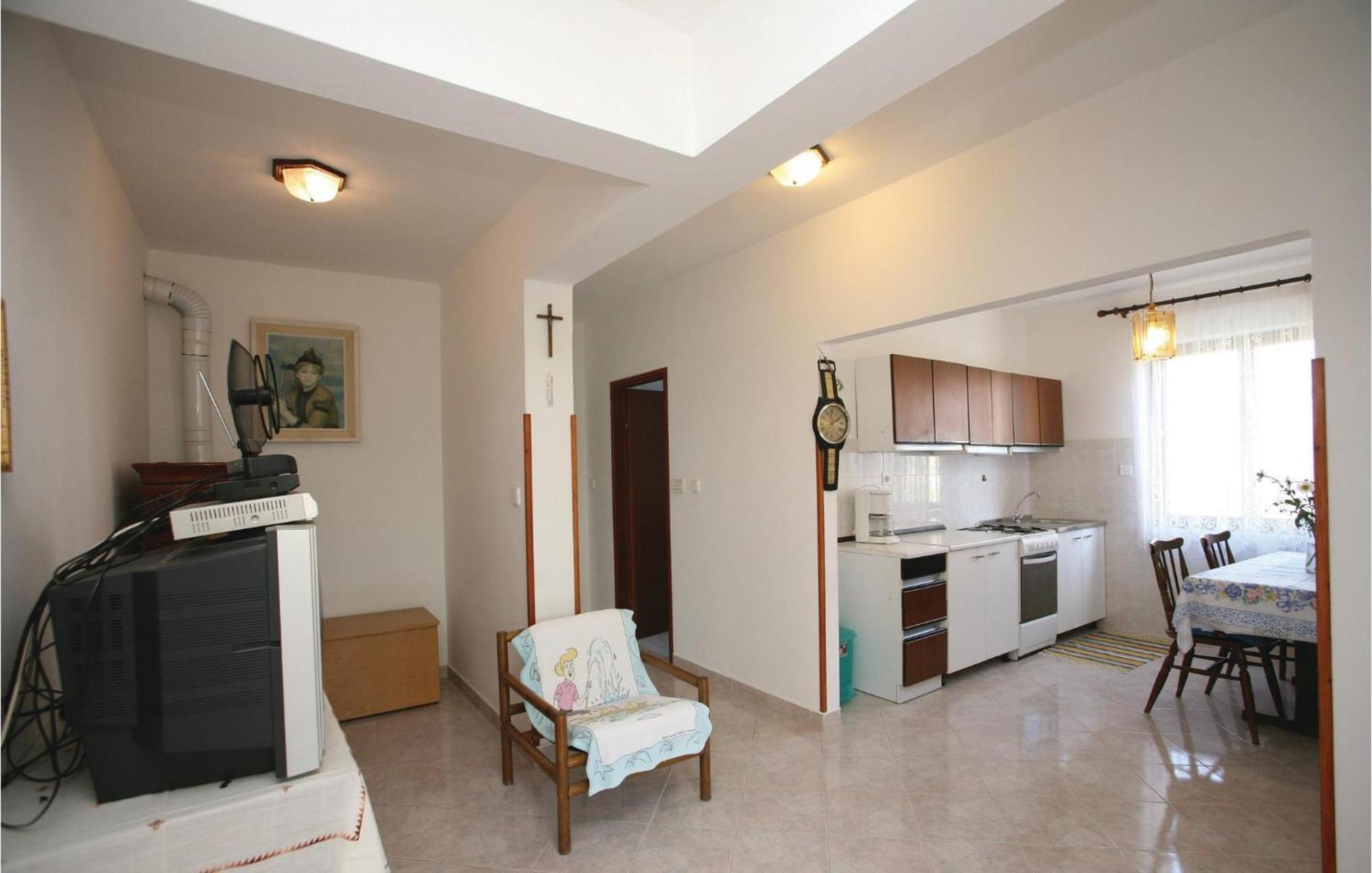 2 Bedroom Gorgeous Apartment In Labin Rasa ภายนอก รูปภาพ