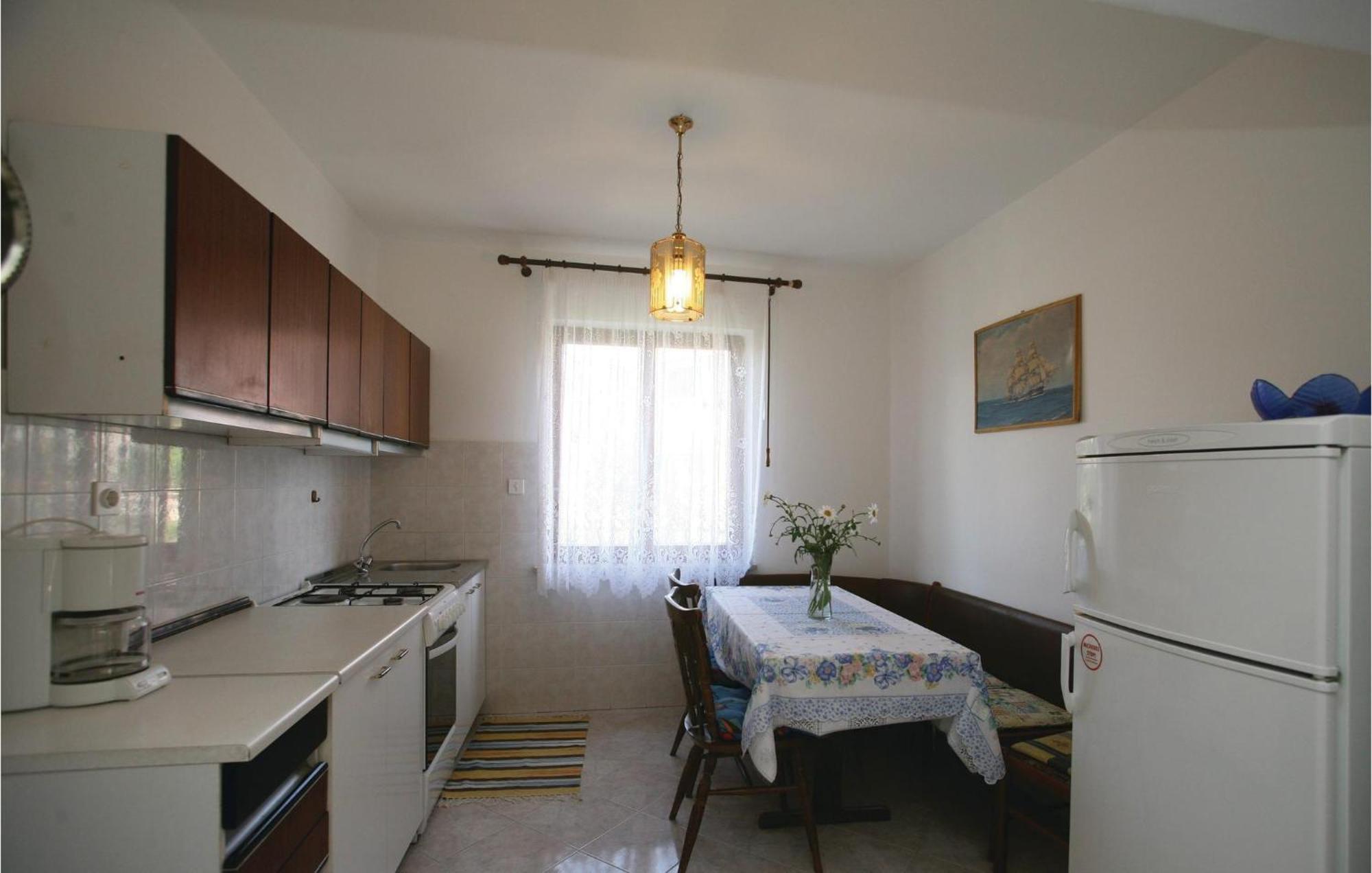 2 Bedroom Gorgeous Apartment In Labin Rasa ภายนอก รูปภาพ