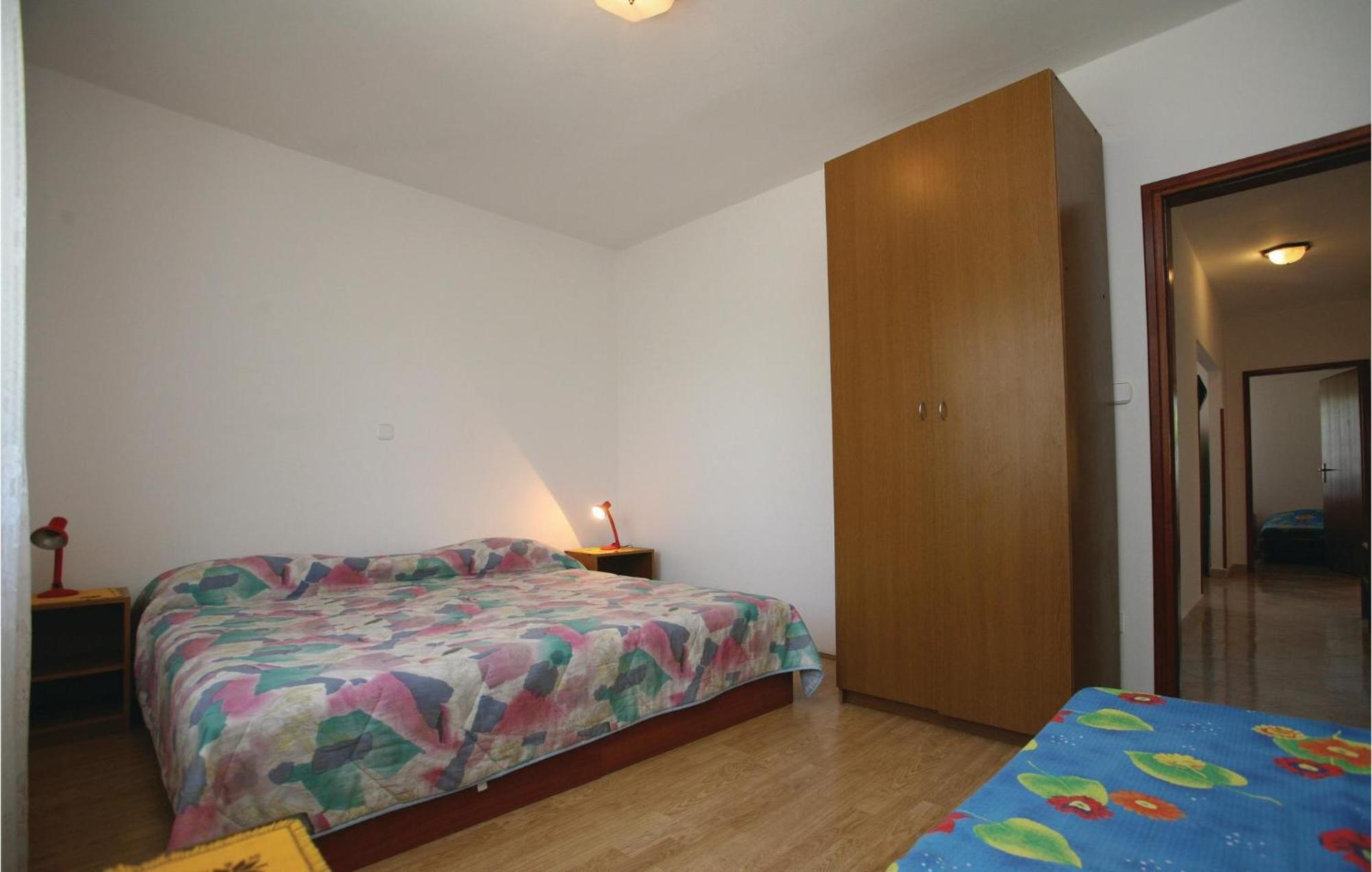 2 Bedroom Gorgeous Apartment In Labin Rasa ภายนอก รูปภาพ